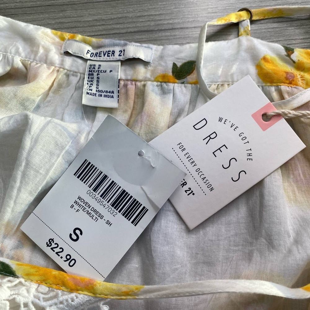 NWT Women’s Forever 21 Floral Babydoll Dress Size S - Picture 4 of 7